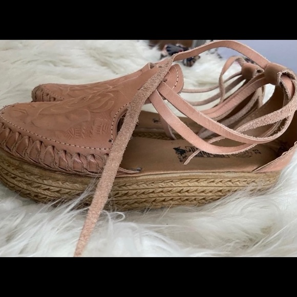 Mexican Huraches Platform Artisanal Sandals - Picture 2 of 7